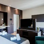 Guest house Ama 18 Suites By 