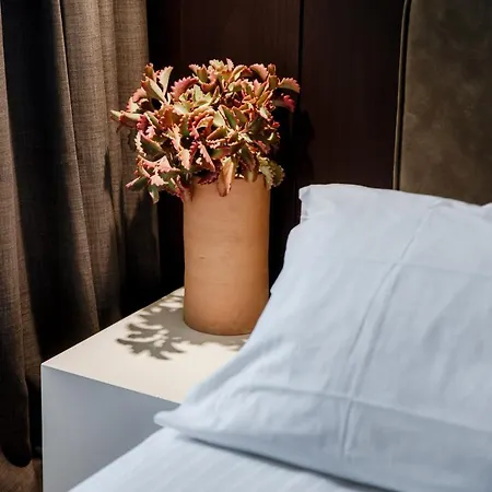 בית הארחה Ama 18 - The House Of Travelers- קומו