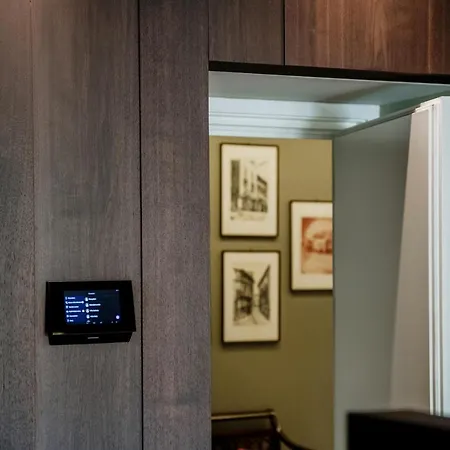 Ama 18 - The House Of Travelers- קומו