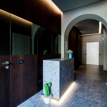 Penzion Ama 18 - The House Of Travelers- Como