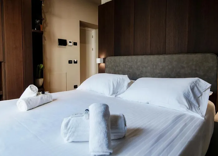 Ama 18 Suites By 