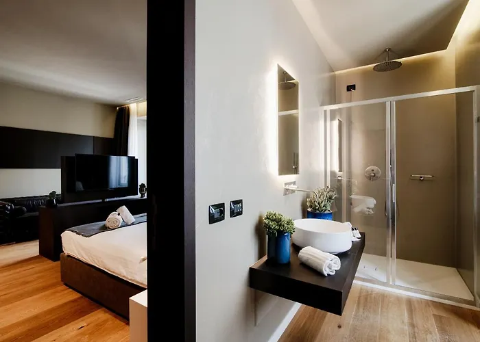 Ama 18 Suites By 