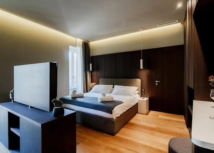 Ama 18 Suites By 