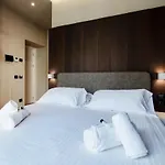 Ama 18 Suites By 