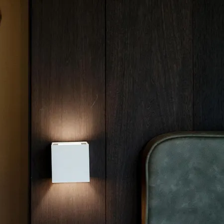 Ama 18 - The House Of Travelers- Guest house