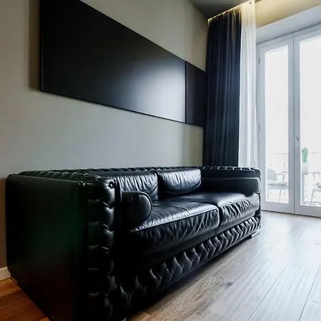 Guest house Ama 18 - The House Of Travelers- Como