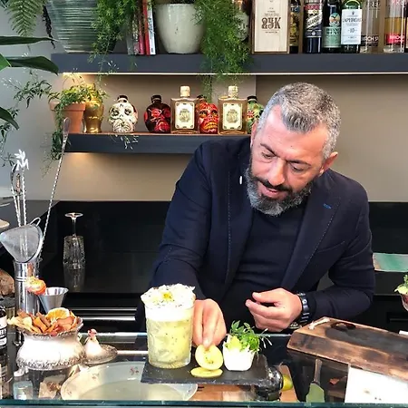 Ama 18 - The House Of Travelers- Guest house