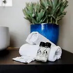 Ama 18 Suites By 