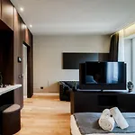 Ama 18 Suites By 