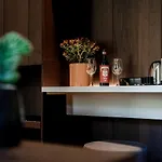 Ama 18 Suites By 